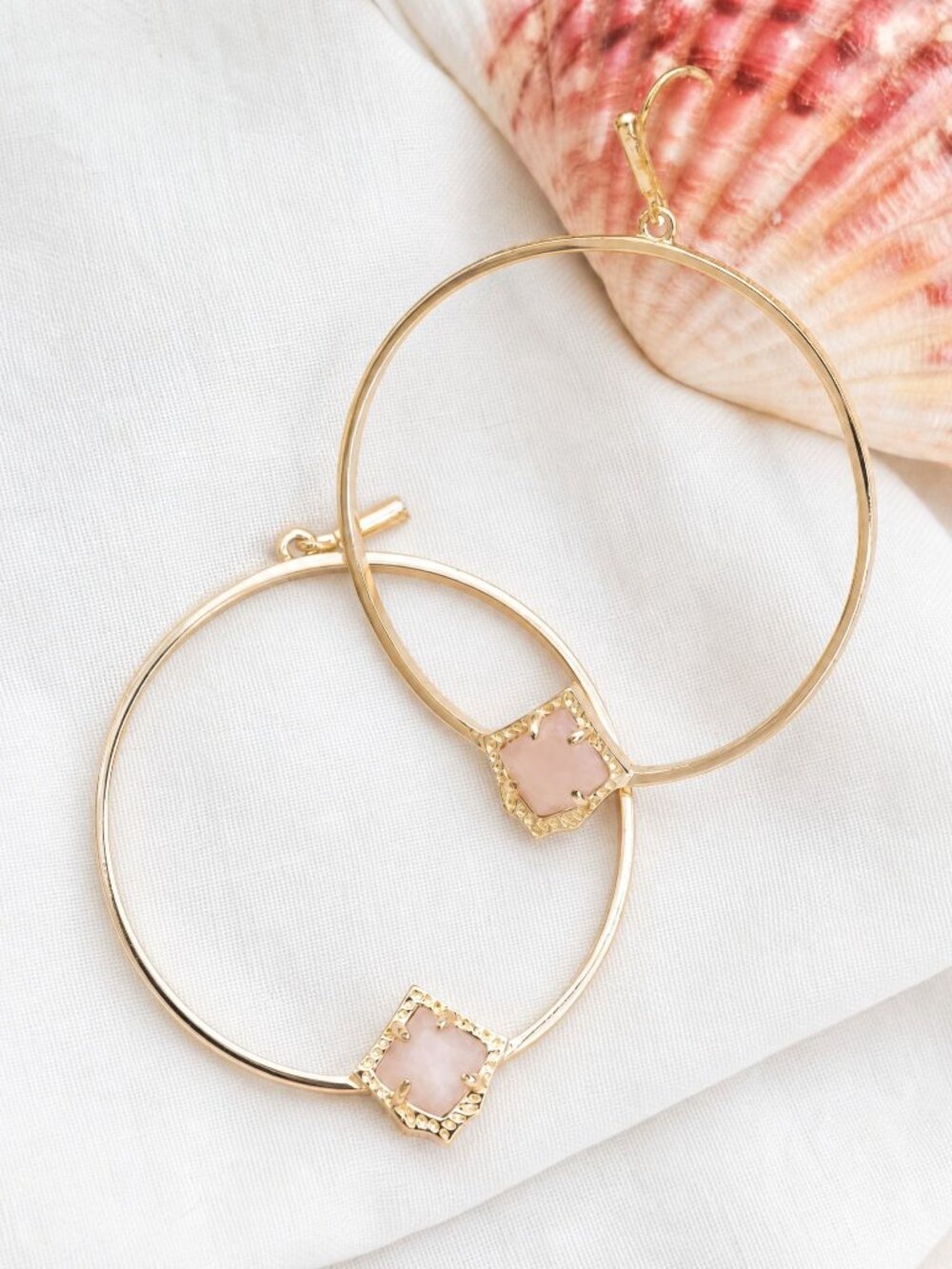 Kendra Scott Elberta Gold Rose Quartz Earrings - Picture 2 of 2